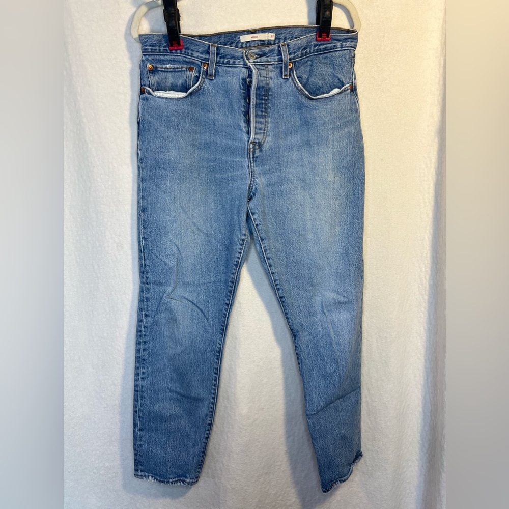 Levi’s Wedgie Jeans